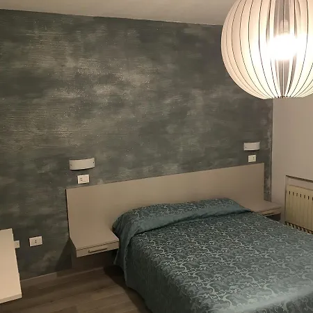Otel Alla Frasca Sottomarina